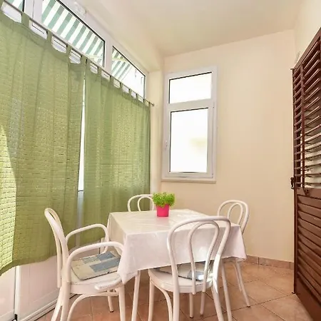 Ivana Appartement *
