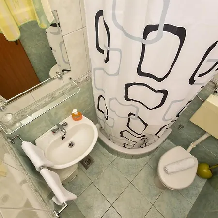 Ivana Appartement *