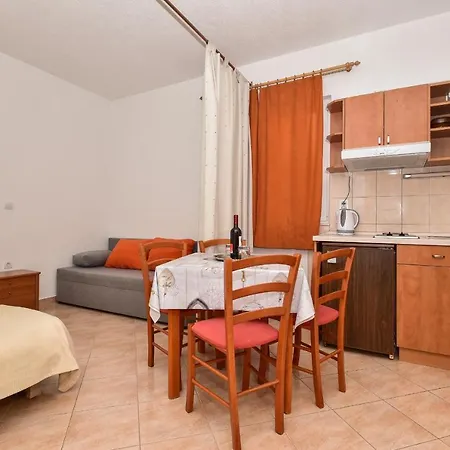 Ivana Appartement *